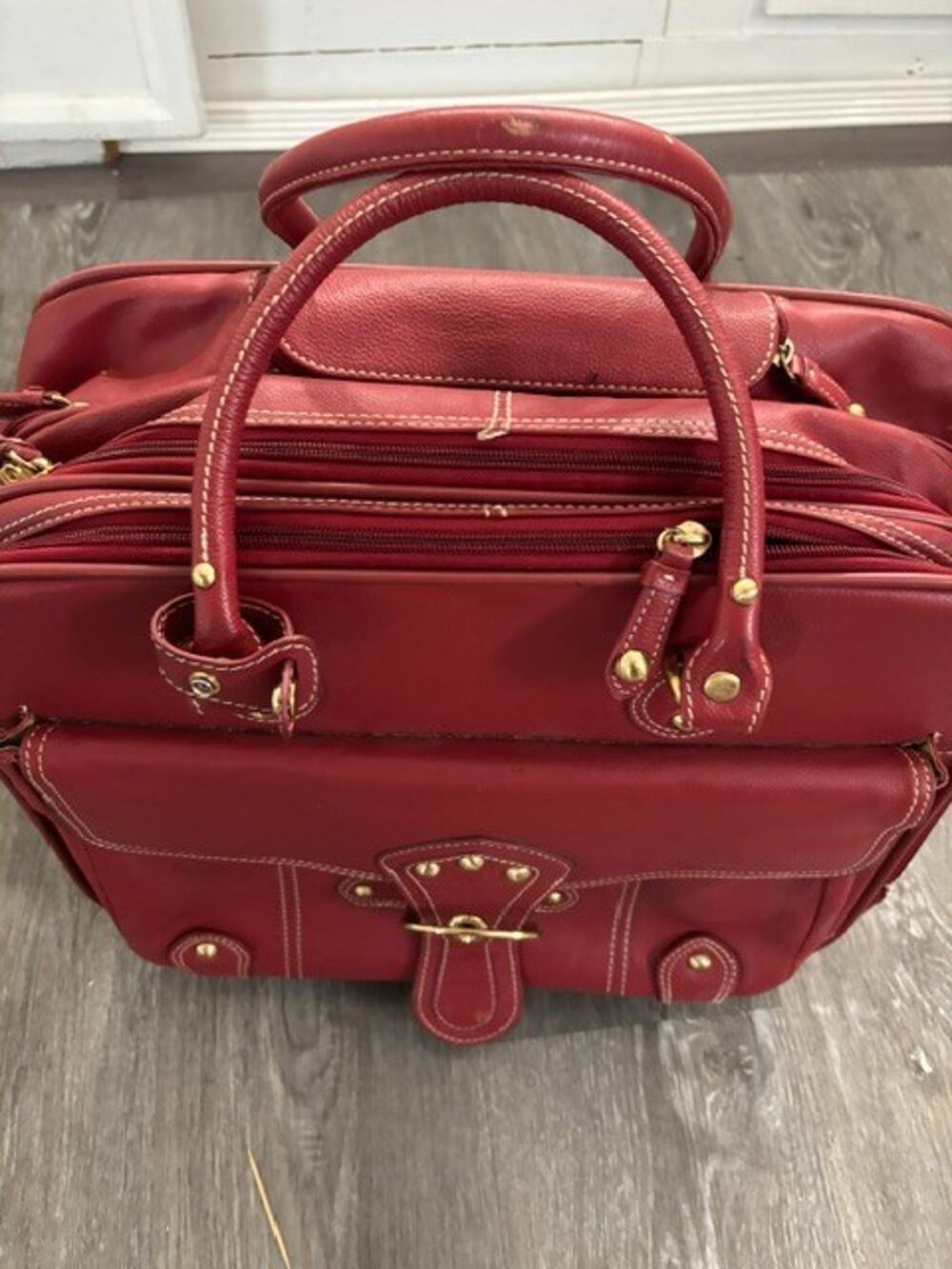 Franklin Covey Red Leather Rolling Briefcase Laptop Travel Bag 16x12 Carry On